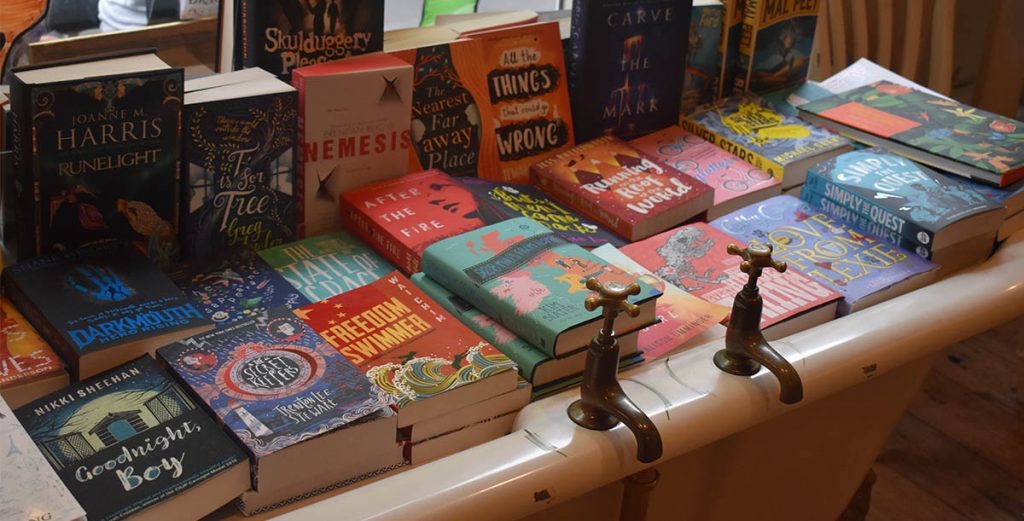 Mr. B's bathtub Full of Books Reading Gifts